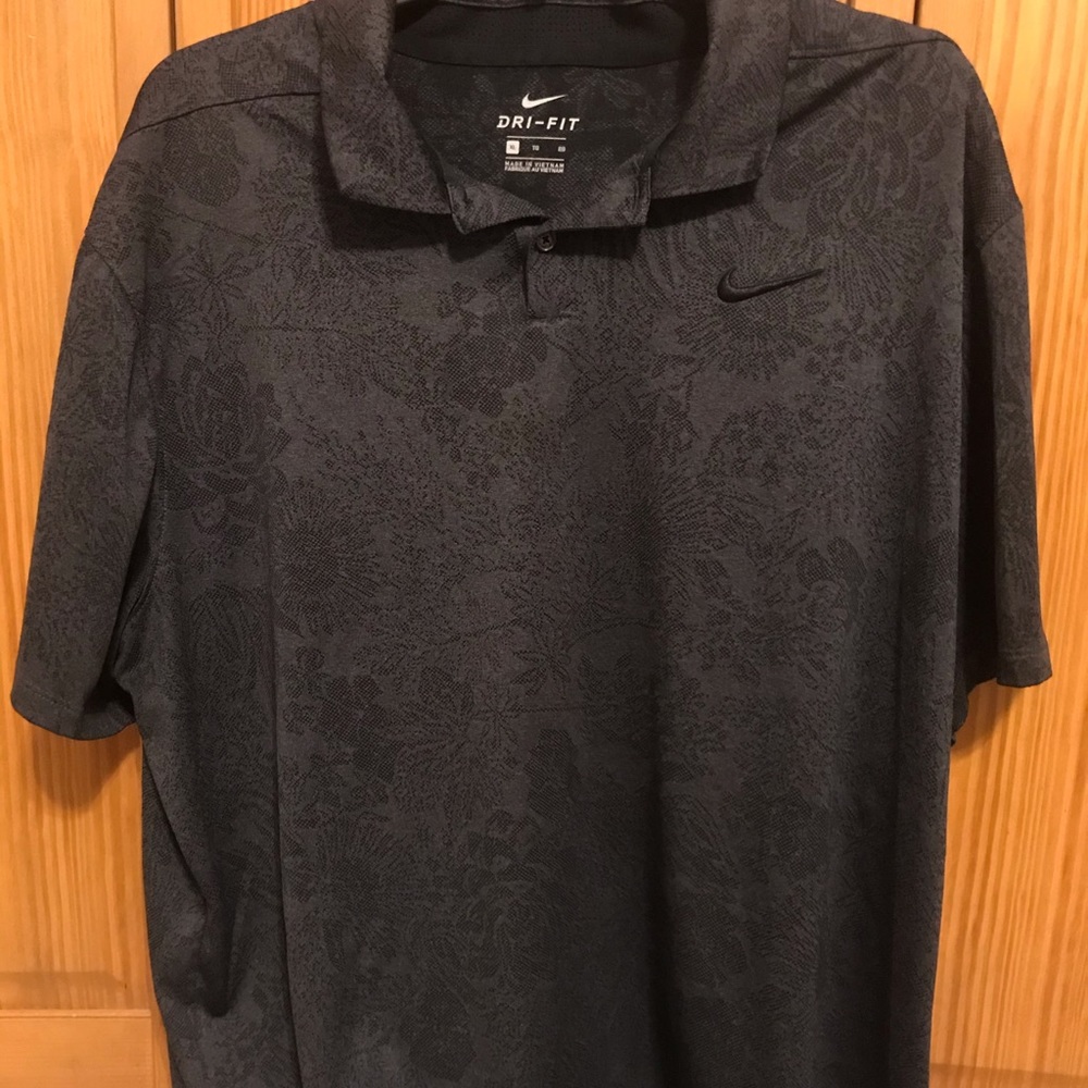 Nike Dri-Fit golf polo